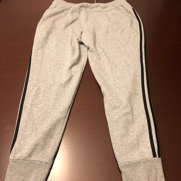 Adidas fleece 3 stripe jogger pants - Picture 2 of 3